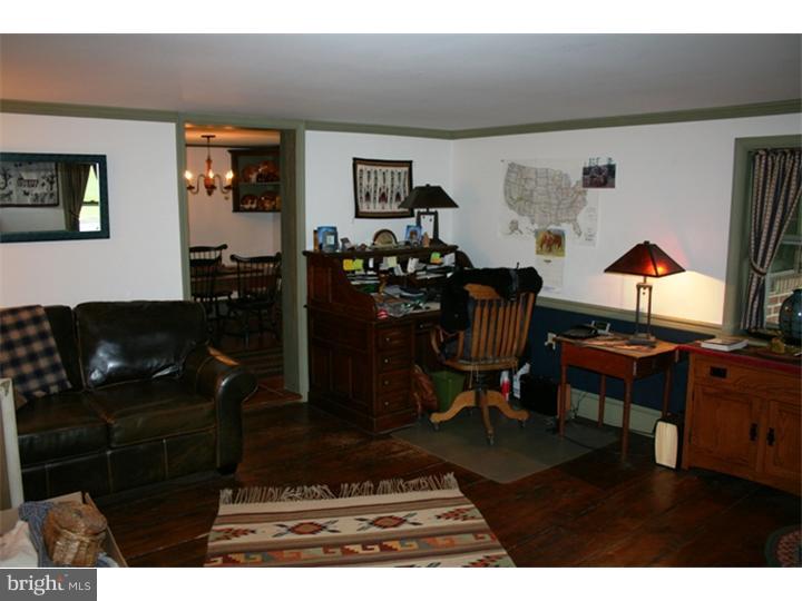 706 Brownsville Road Reading, PA 19608 - Photo 7 of 24 Gallery Image 7