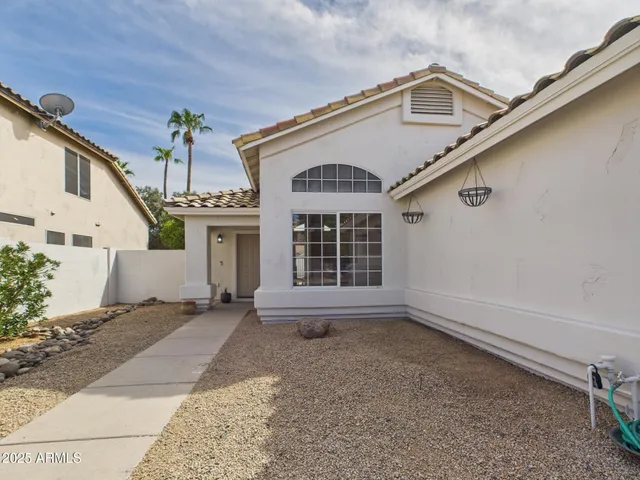 $2,175 | 7125 West La Senda Drive, Glendale, AZ 85310