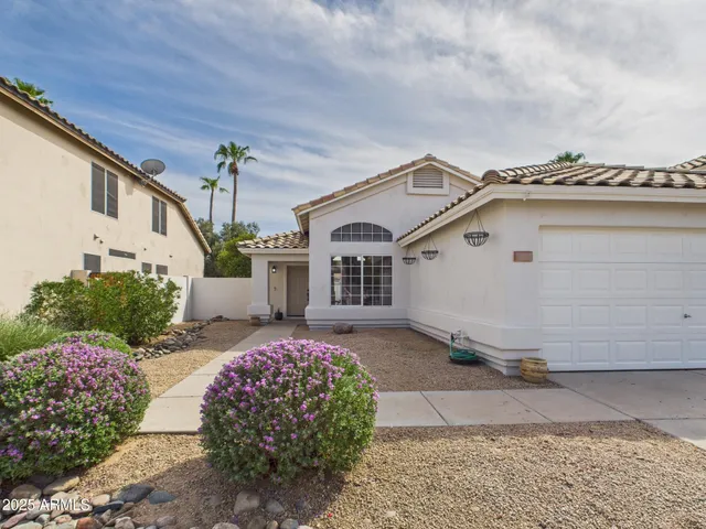 $2,175 | 7125 West La Senda Drive, Glendale, AZ 85310