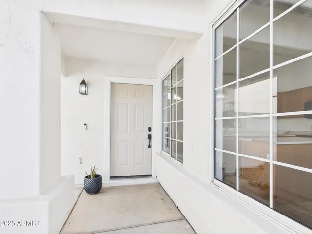 $2,175 | 7125 West La Senda Drive, Glendale, AZ 85310