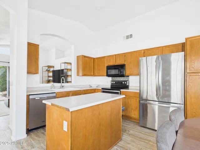 $2,175 | 7125 West La Senda Drive, Glendale, AZ 85310