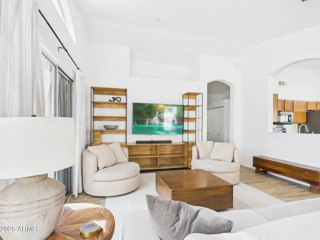 $2,175 | 7125 West La Senda Drive, Glendale, AZ 85310