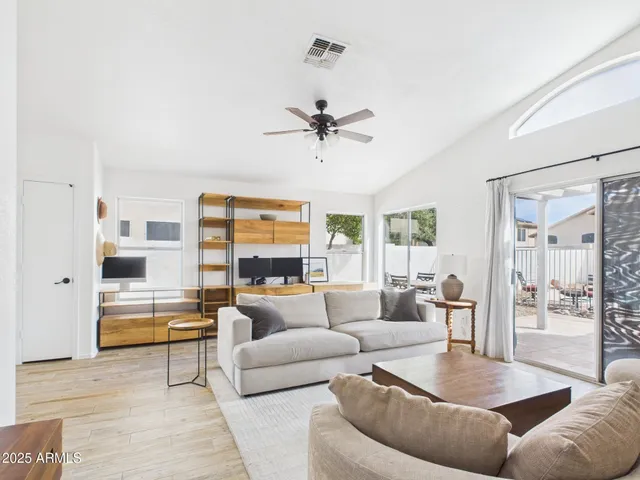 $2,175 | 7125 West La Senda Drive, Glendale, AZ 85310