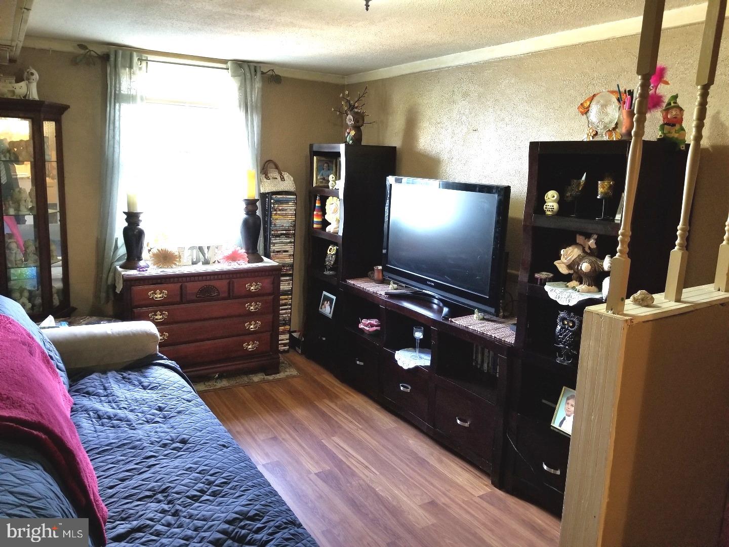 11030 Knights Road Philadelphia, PA 19154 - Photo 18 of 24 Game Room
