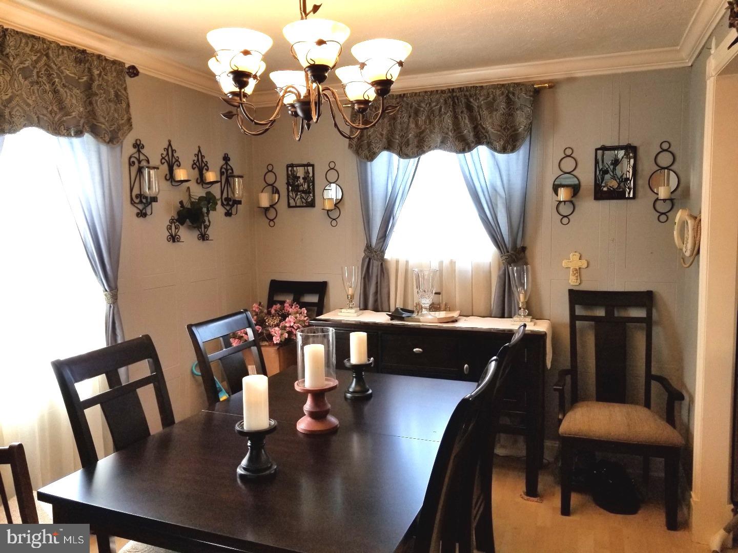 11030 Knights Road Philadelphia, PA 19154 - Photo 6 of 24 Dining Room