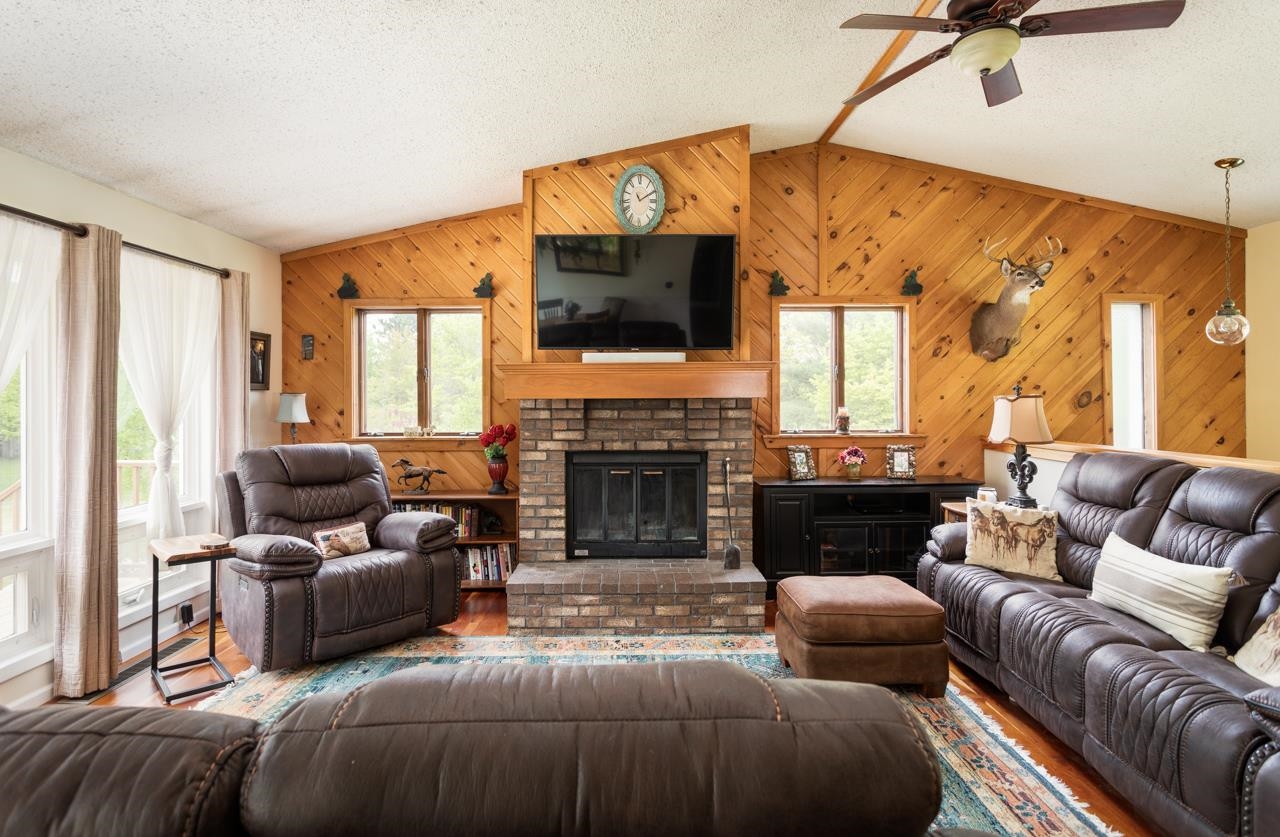 1476 North Betsie River Road Interlochen, MI 49643 - Photo 13 of 43 1907021-12.JPG