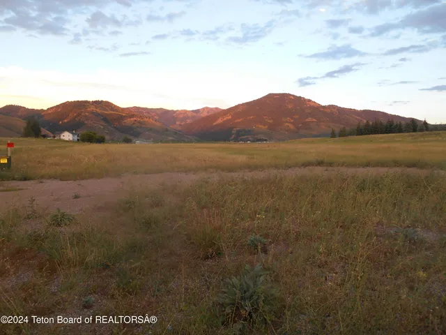 $235,000 | Lot 6 Fox Den Lane, Smoot, WY 83126