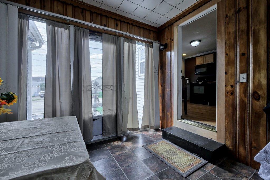 58 Fairview Avenue Nashua, NH 03060 - Photo 7 of 29
