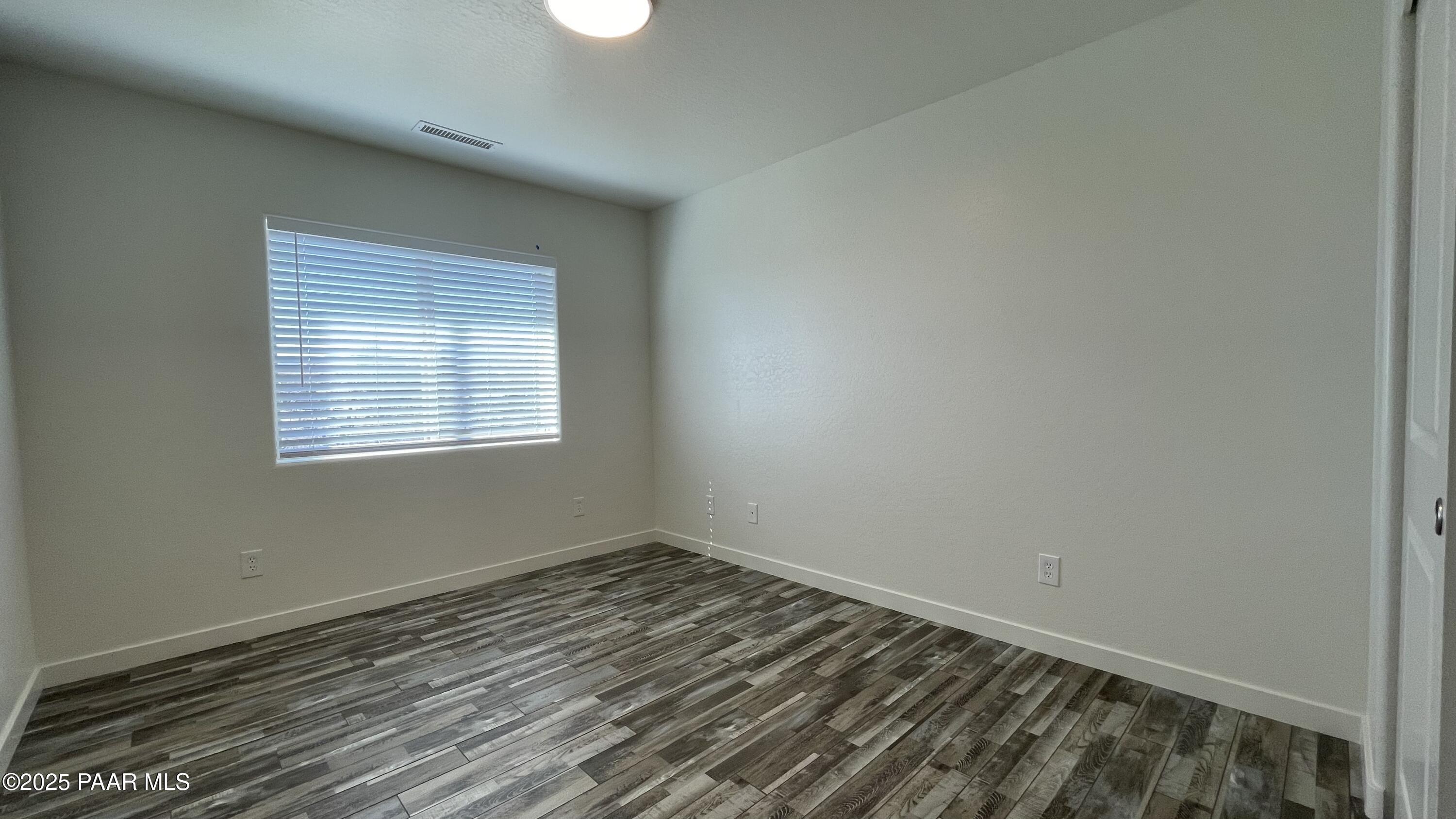 3965 North Robert Road Prescott Valley, AZ 86314 - Photo 20 of 26 bed1a