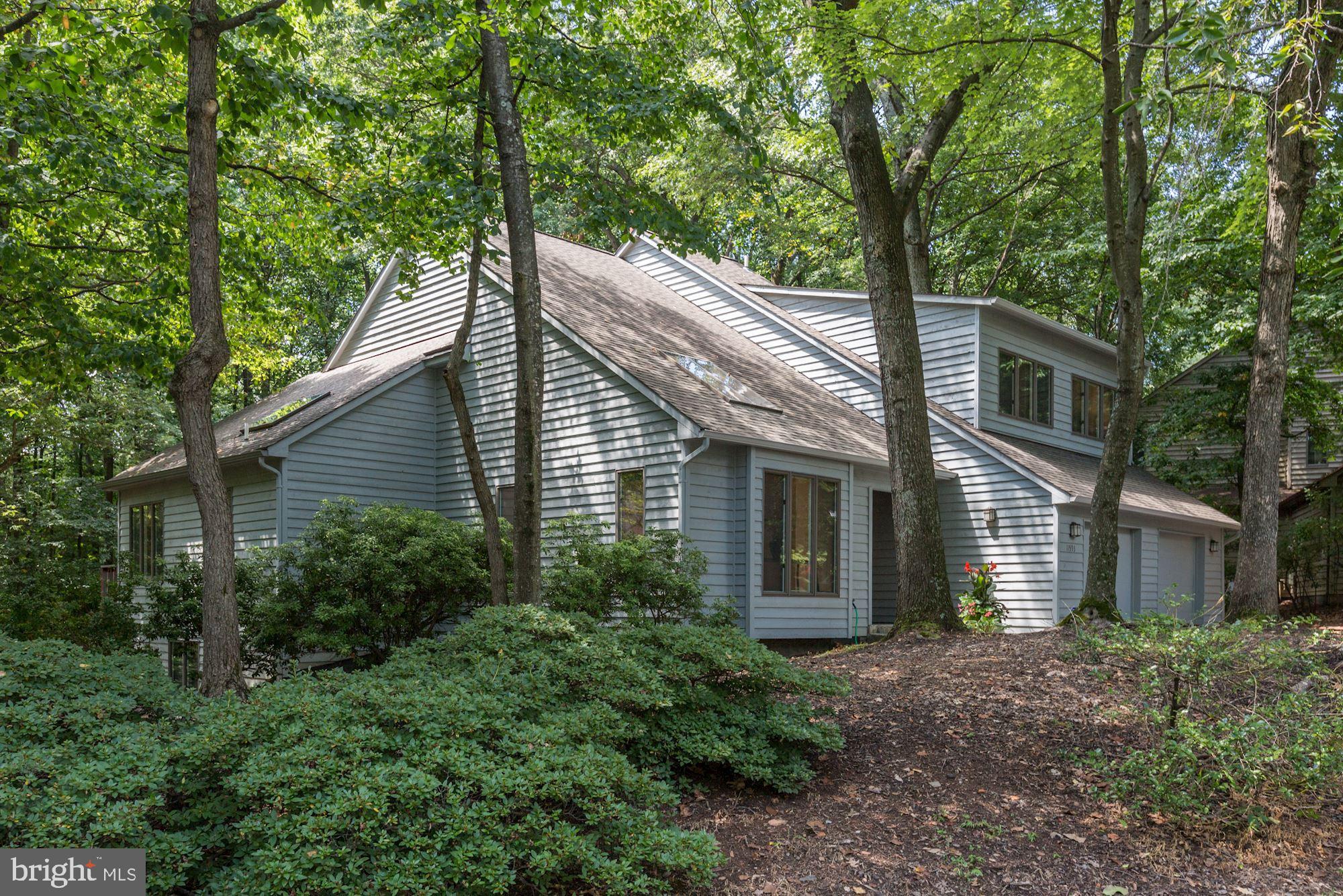 11593 Lake Newport Road Reston, VA 20194 - Photo 2 of 82 Beautiful, open design