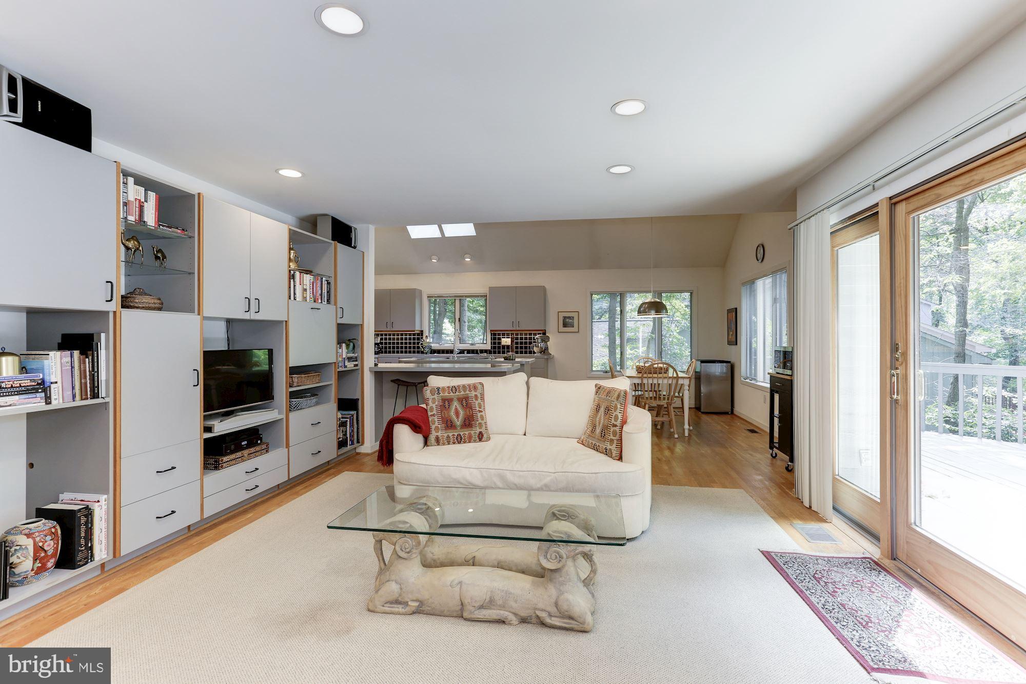 11593 Lake Newport Road Reston, VA 20194 - Photo 40 of 82