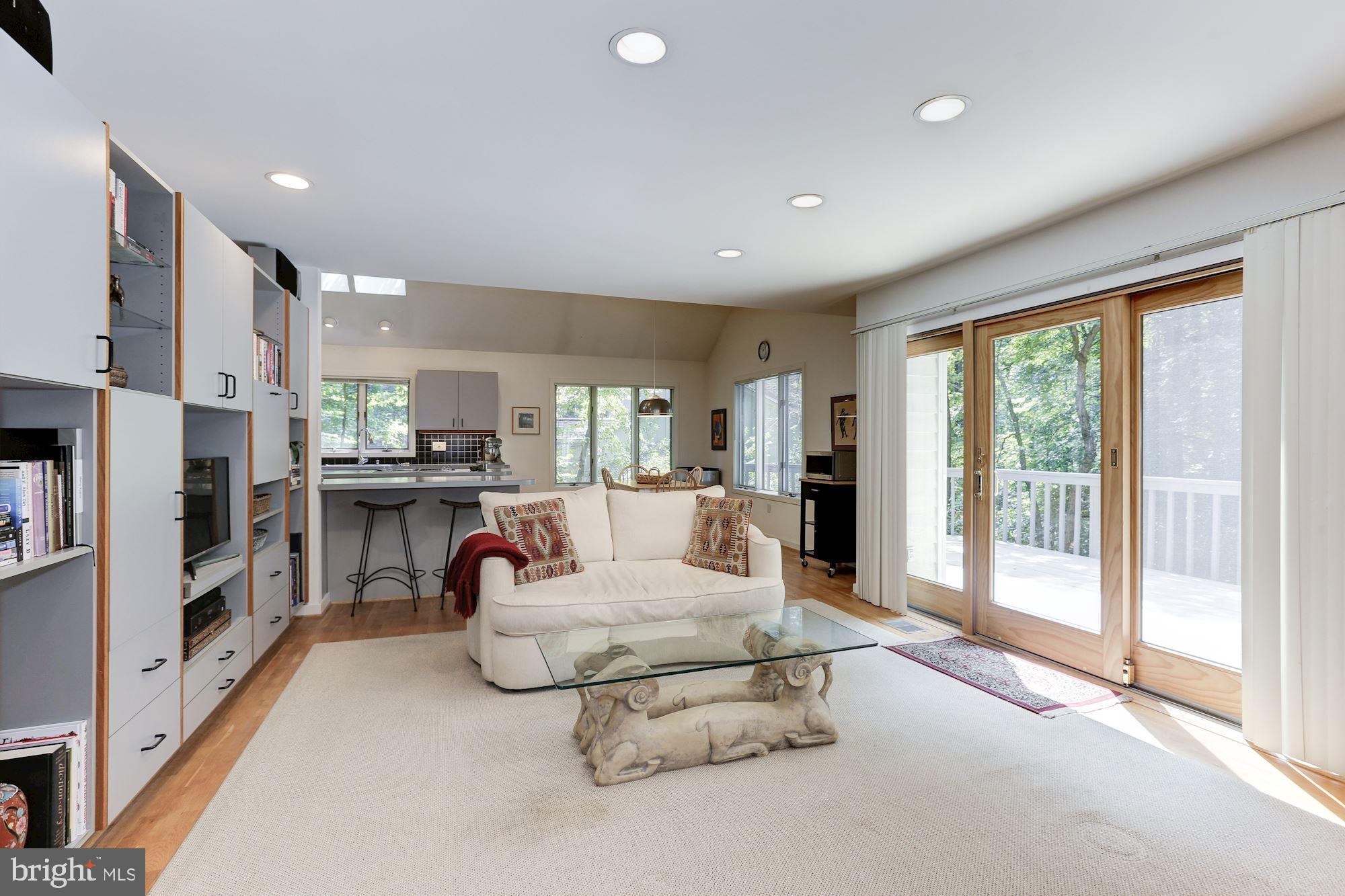 11593 Lake Newport Road Reston, VA 20194 - Photo 41 of 82