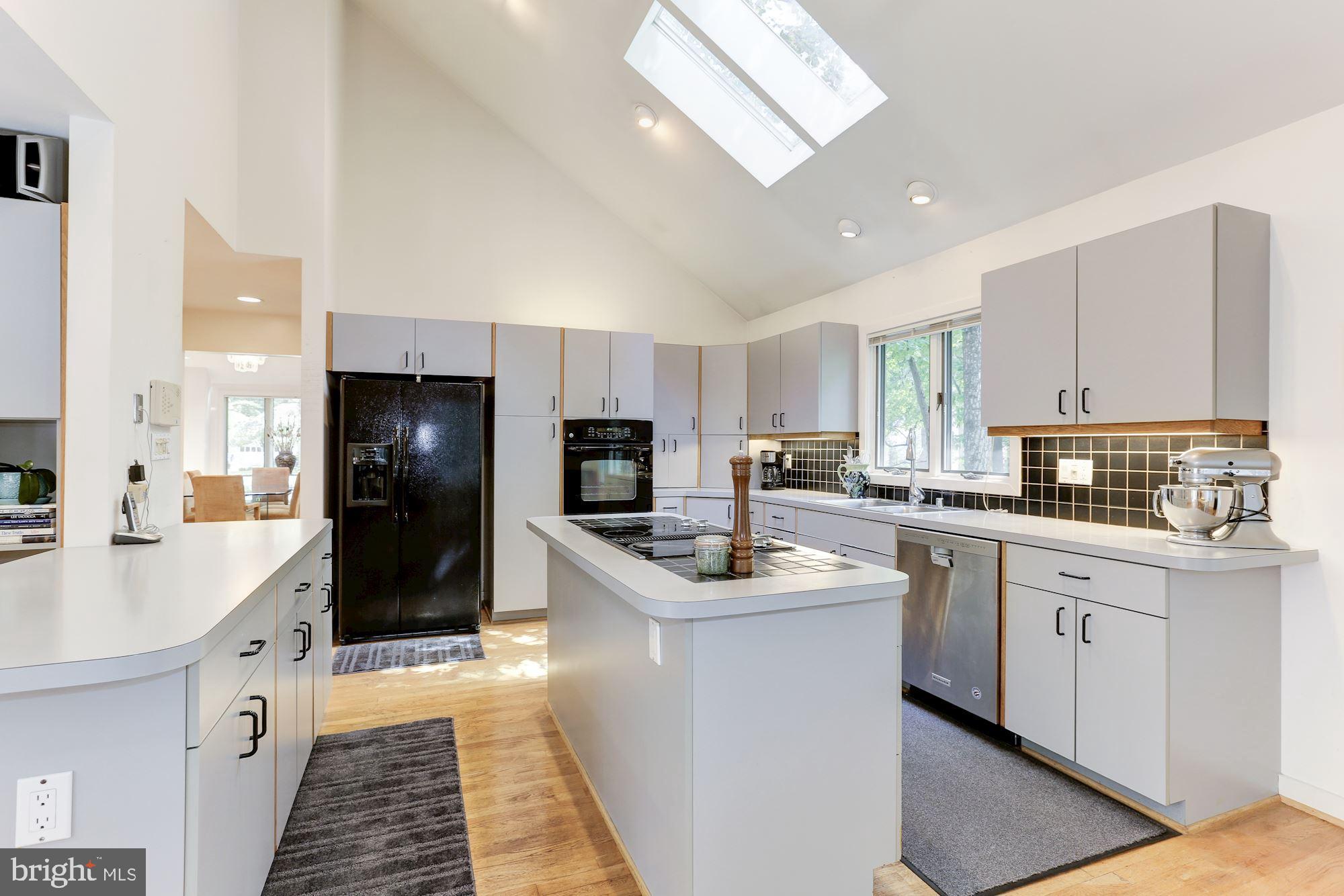 11593 Lake Newport Road Reston, VA 20194 - Photo 49 of 82
