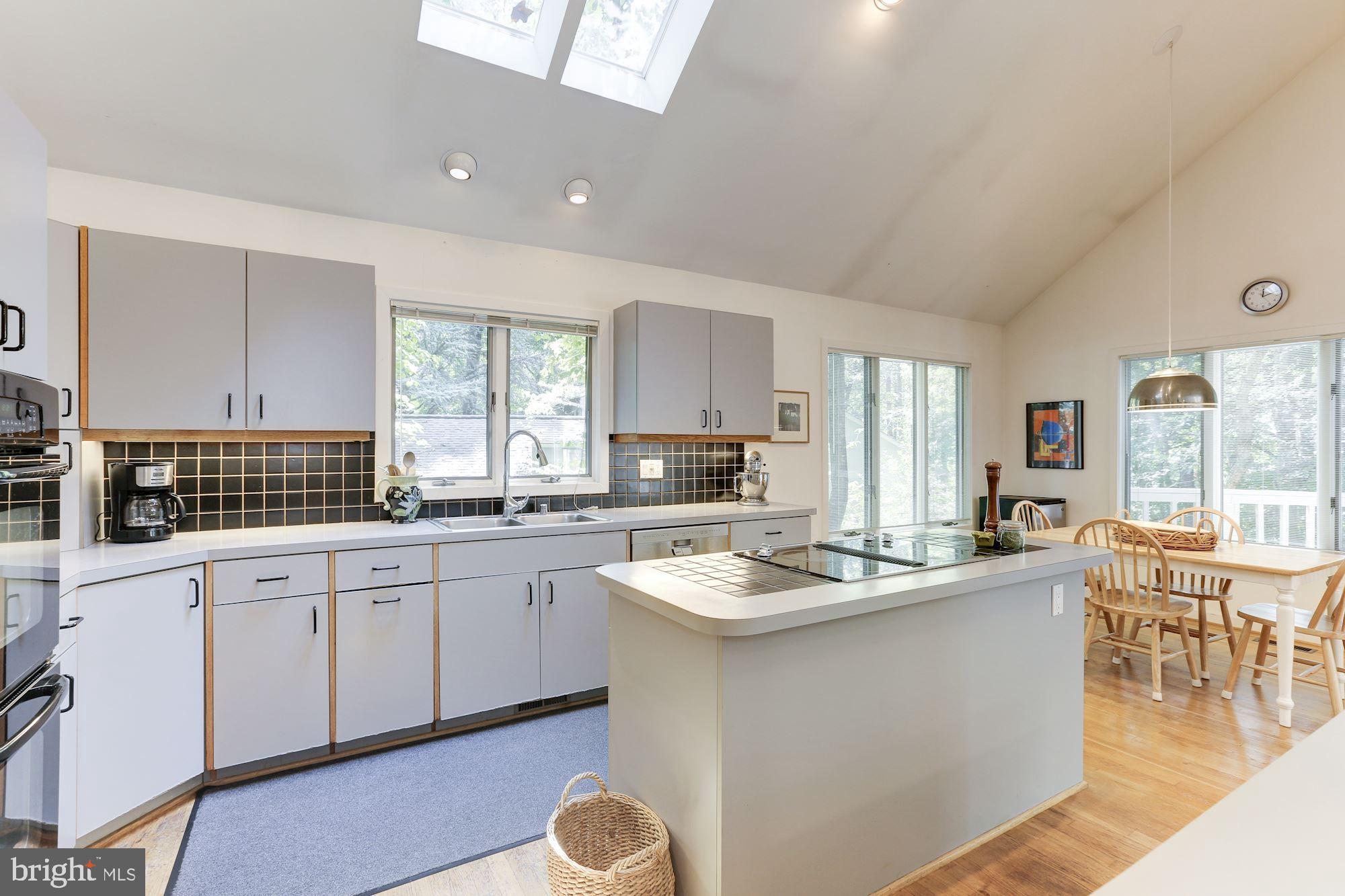 11593 Lake Newport Road Reston, VA 20194 - Photo 51 of 82