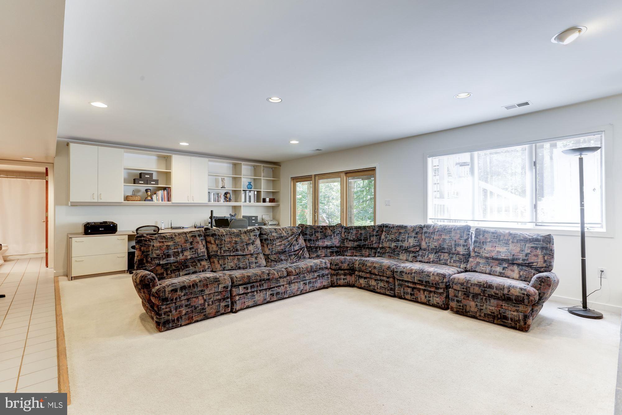 11593 Lake Newport Road Reston, VA 20194 - Photo 68 of 82 Full walkout rec room