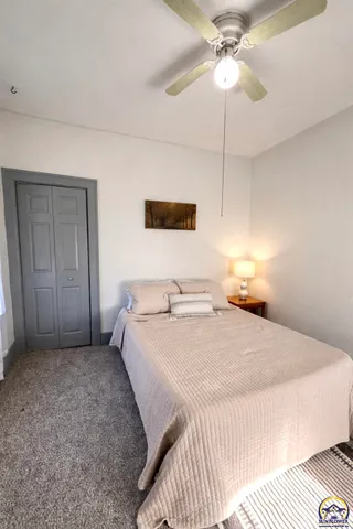 $127,500 | 215 East 8th Avenue, Emporia, KS 66801