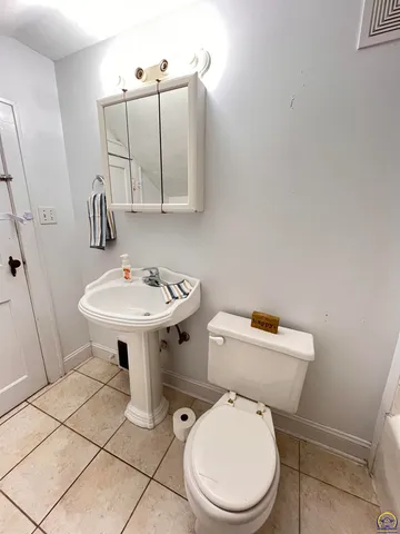 $127,500 | 215 East 8th Avenue, Emporia, KS 66801