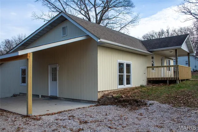 $189,000 | 386 Birds Nest Road, Steelville, MO 65565