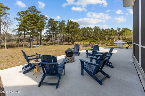$719,000 | 422 Lanyard Drive, Newport, NC 28570