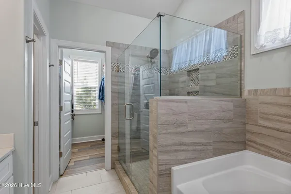 $719,000 | 422 Lanyard Drive, Newport, NC 28570