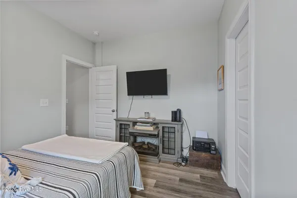 $719,000 | 422 Lanyard Drive, Newport, NC 28570