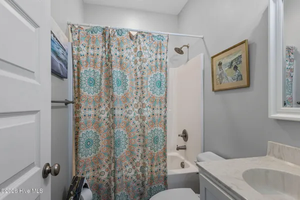 $719,000 | 422 Lanyard Drive, Newport, NC 28570