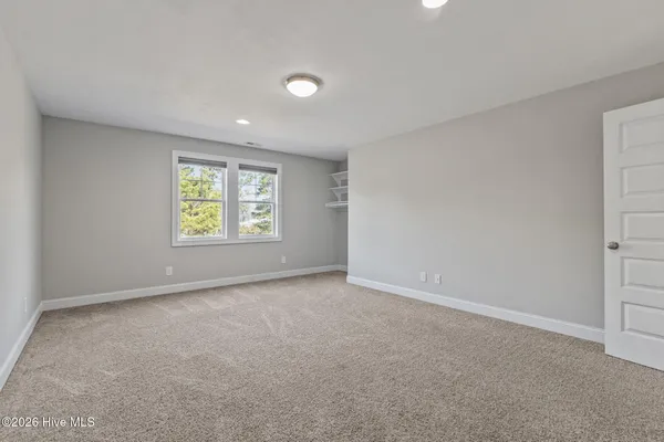 $719,000 | 422 Lanyard Drive, Newport, NC 28570