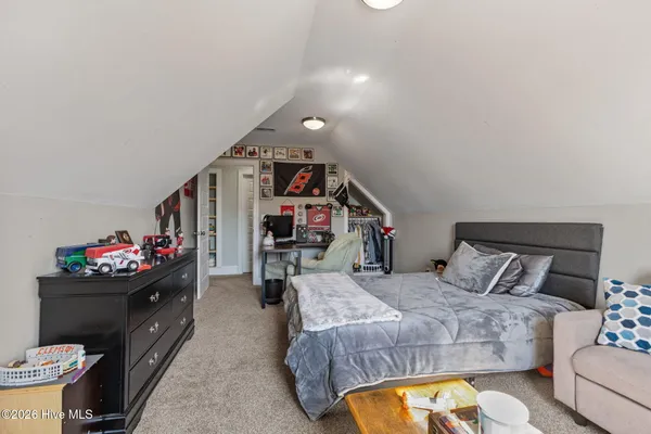 $719,000 | 422 Lanyard Drive, Newport, NC 28570