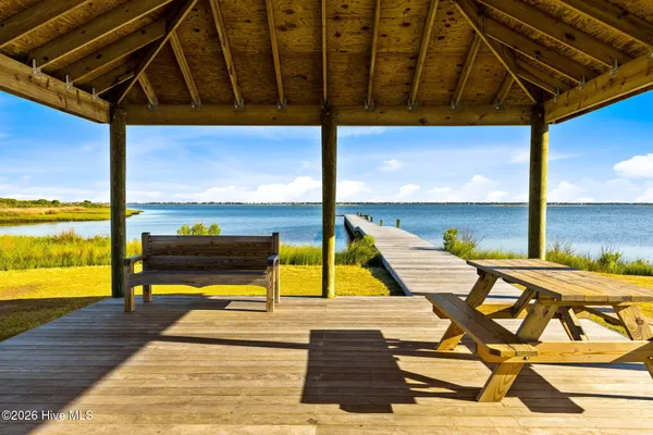 $719,000 | 422 Lanyard Drive, Newport, NC 28570