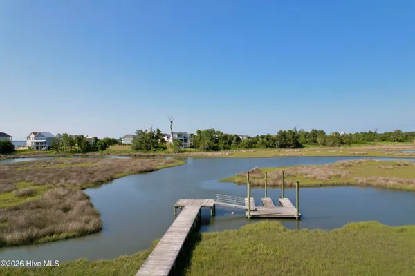 $719,000 | 422 Lanyard Drive, Newport, NC 28570