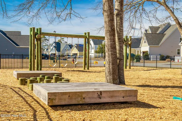 $719,000 | 422 Lanyard Drive, Newport, NC 28570