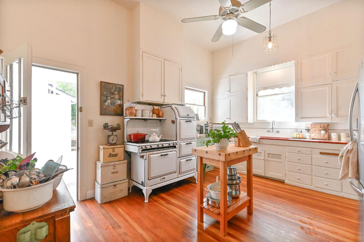 68 Church Hill Road San Andreas, CA 95249 - Photo 18 of 96