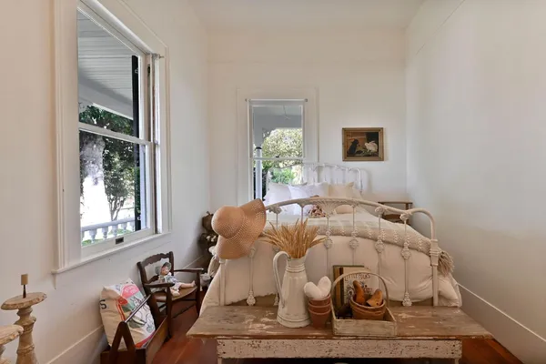 a view of a entryway door of the house