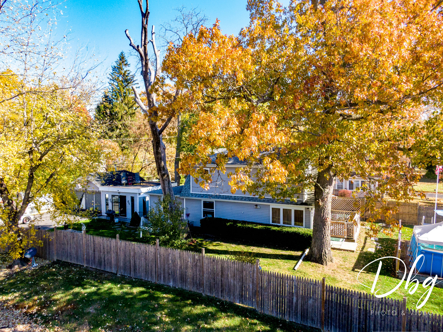 20862 West Genoa Avenue Lake Villa, IL 60046 - Photo 24 of 32 a front view of a house with a garden