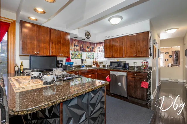 $259,000 | 20862 West Genoa Avenue, Lake Villa, IL 60046