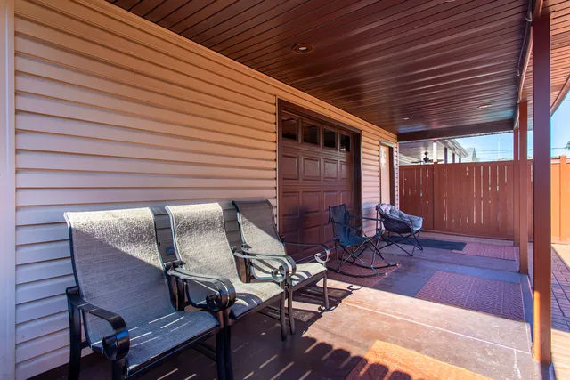 $385,000 | 5154 South Nordica Avenue, Chicago, IL 60638