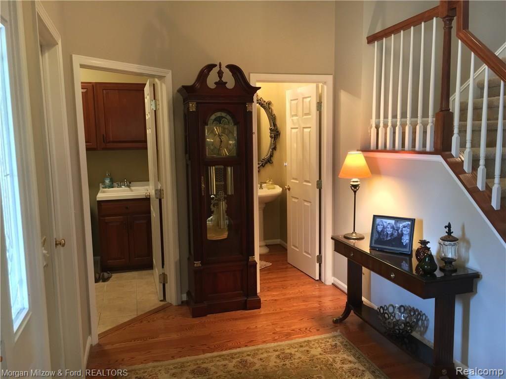 6592 Steeple Ridge Clarkston, MI 48346 - Photo 8 of 24 8.jpg