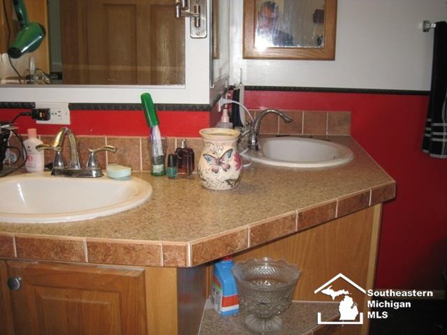 15769 Beech Daly Road Taylor, MI 48180 - Photo 14 of 25 Gallery Image 14