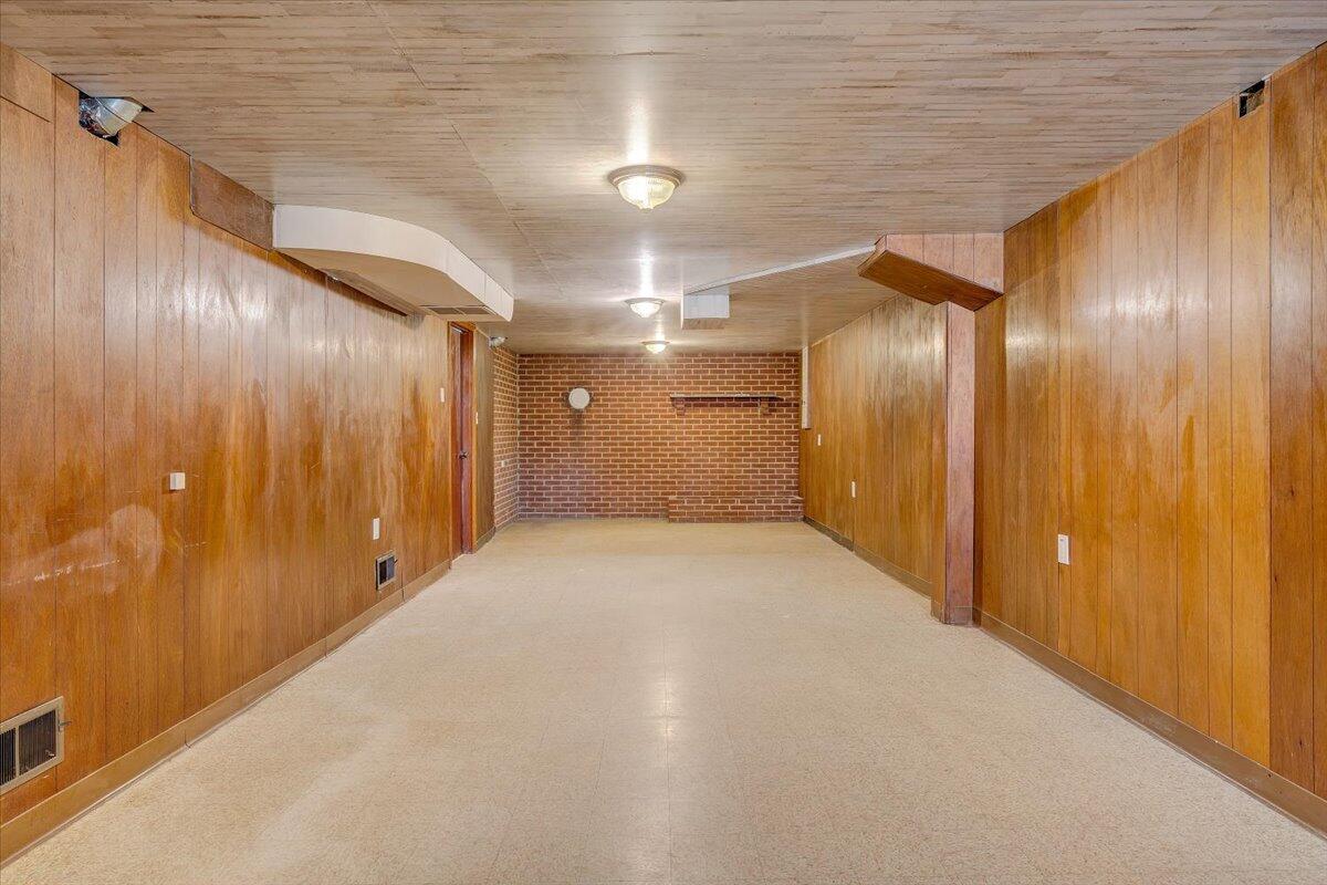 5001 Hazelridge Road Northwest Roanoke, VA 24012 - Photo 22 of 35 20-MIB05418