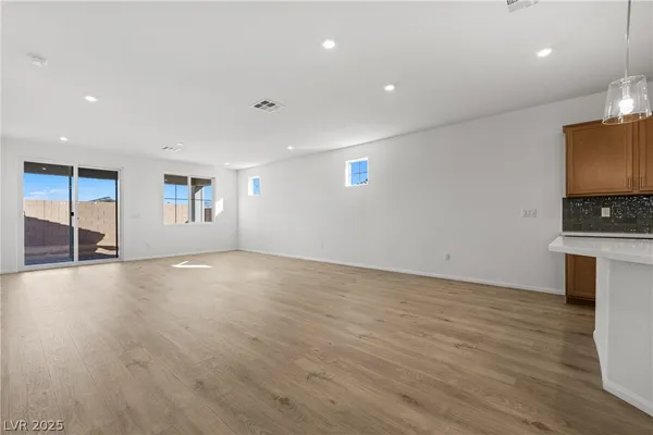 $499,990 | 541 Jefferson Lane, Mesquite, NV 89027