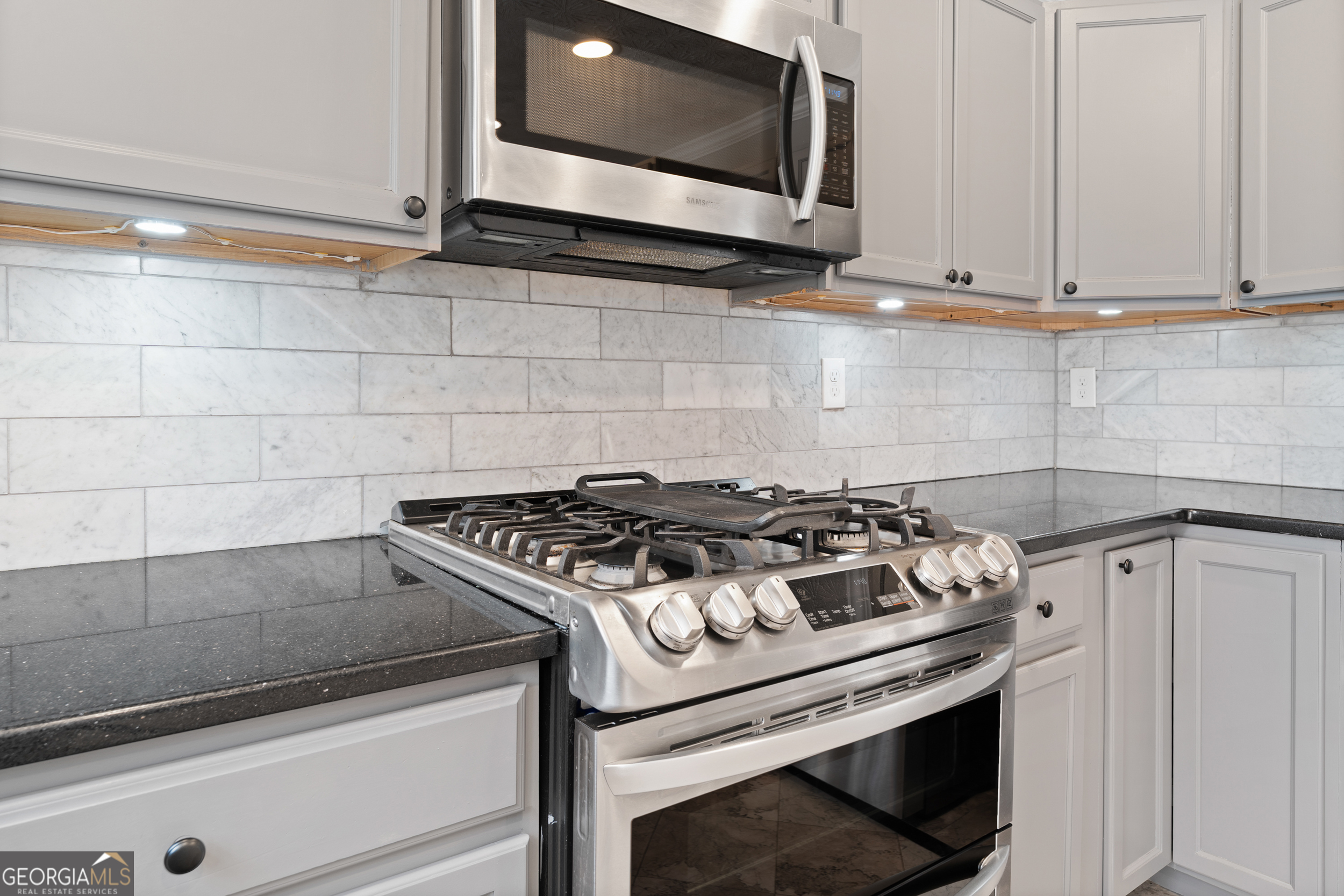 2250 Byron Court Southwest Marietta, GA 30064 - Photo 17 of 51