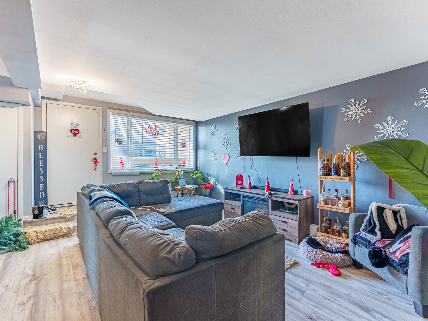 6337 Roosevelt Road, Unit 309 Berwyn, IL 60402 - Photo 3 of 27