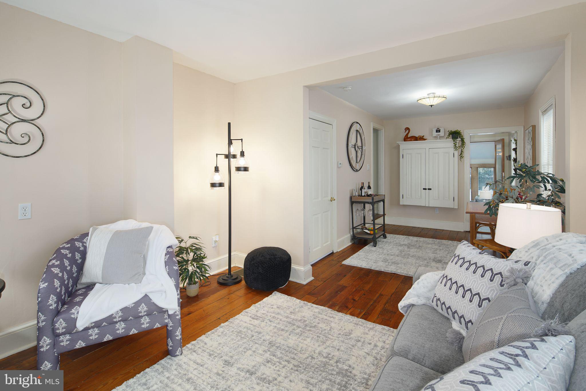 269 Lake Street Haddonfield, NJ 08033 - Photo 4 of 34 Warm, inviting living room