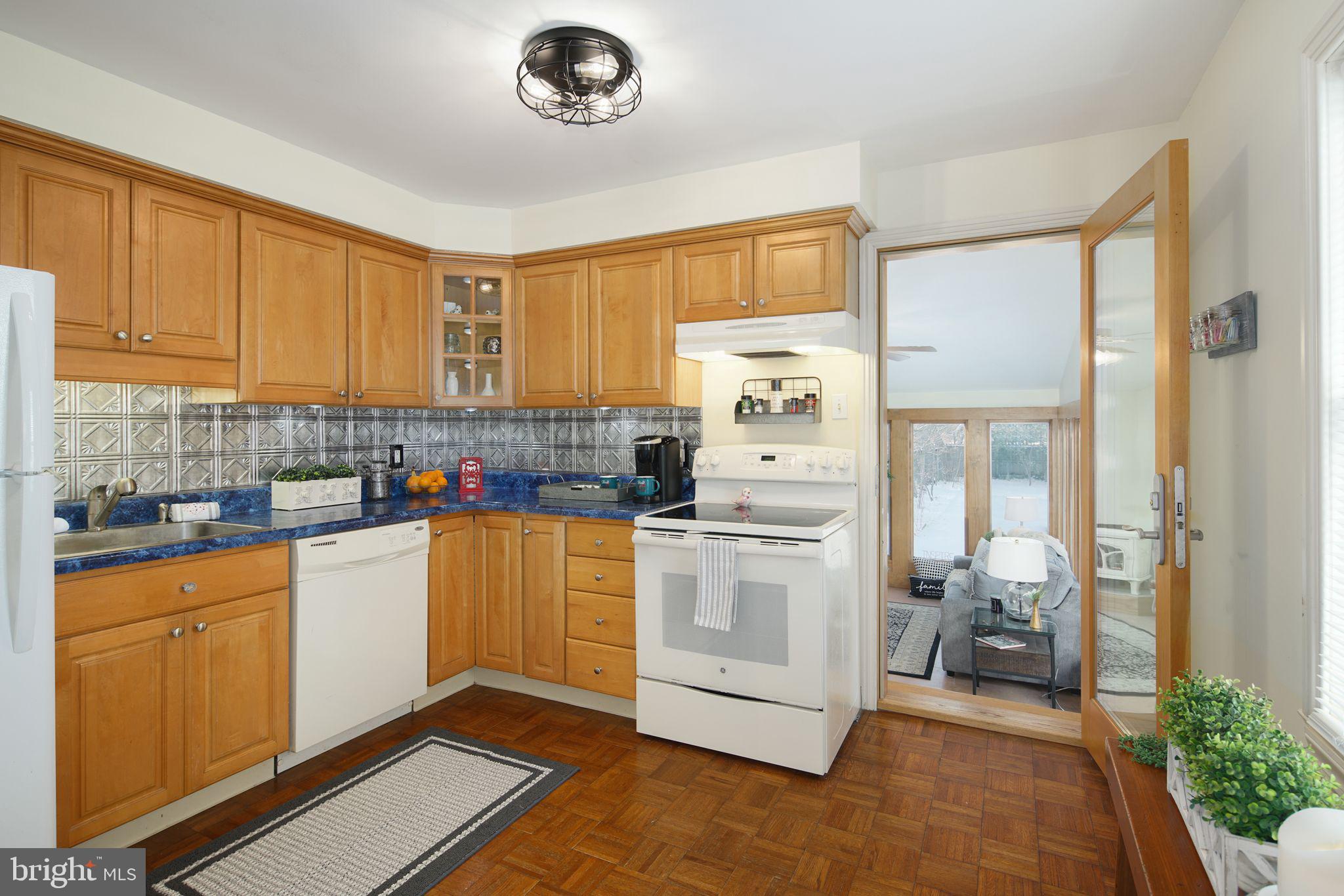 269 Lake Street Haddonfield, NJ 08033 - Photo 10 of 34 Kitchen w/view into family room