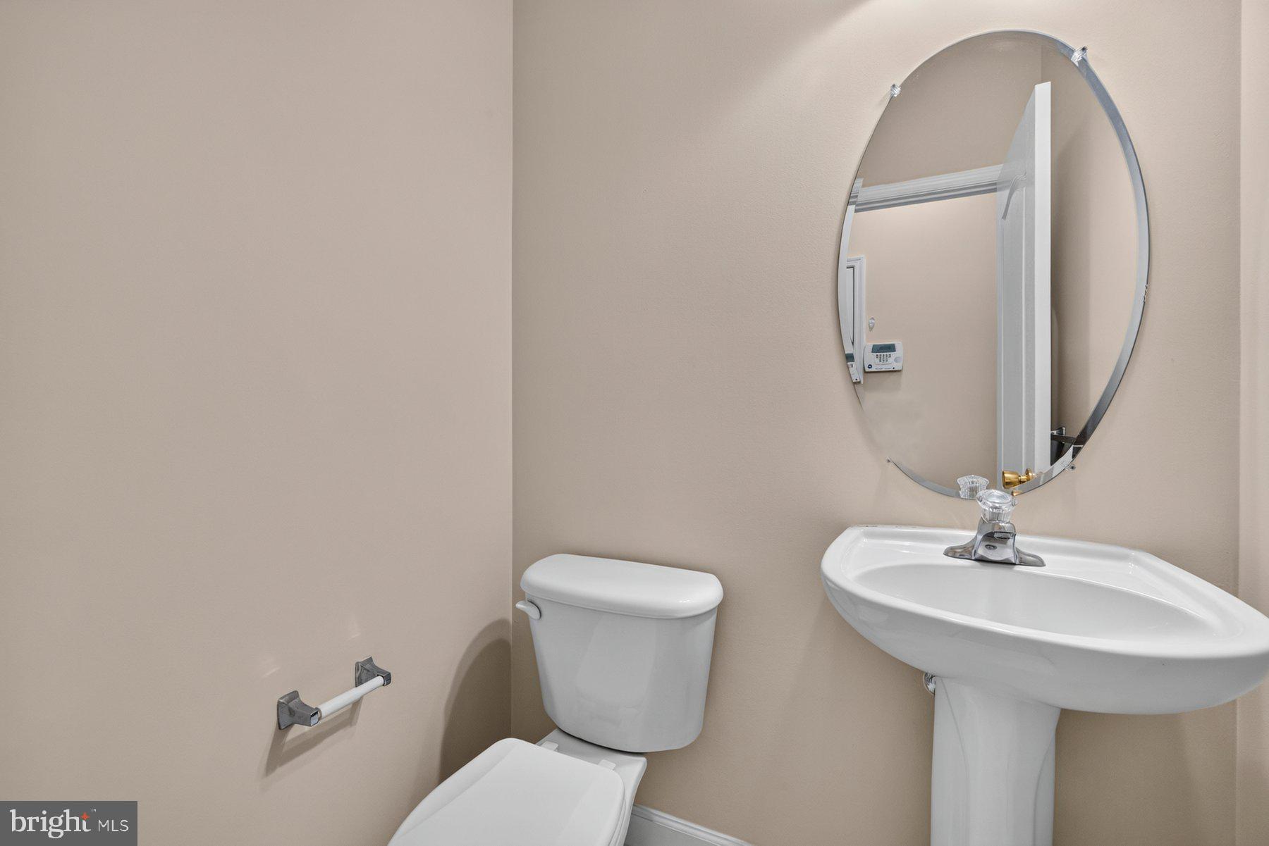 13013 St Clair Road Clarksburg, MD 20871 - Photo 26 of 29 Basement half bath