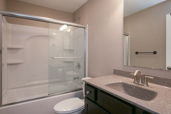 700 Mission Point Road Iowa City, IA 52245 - Photo 21 of 25 Gallery Image 21