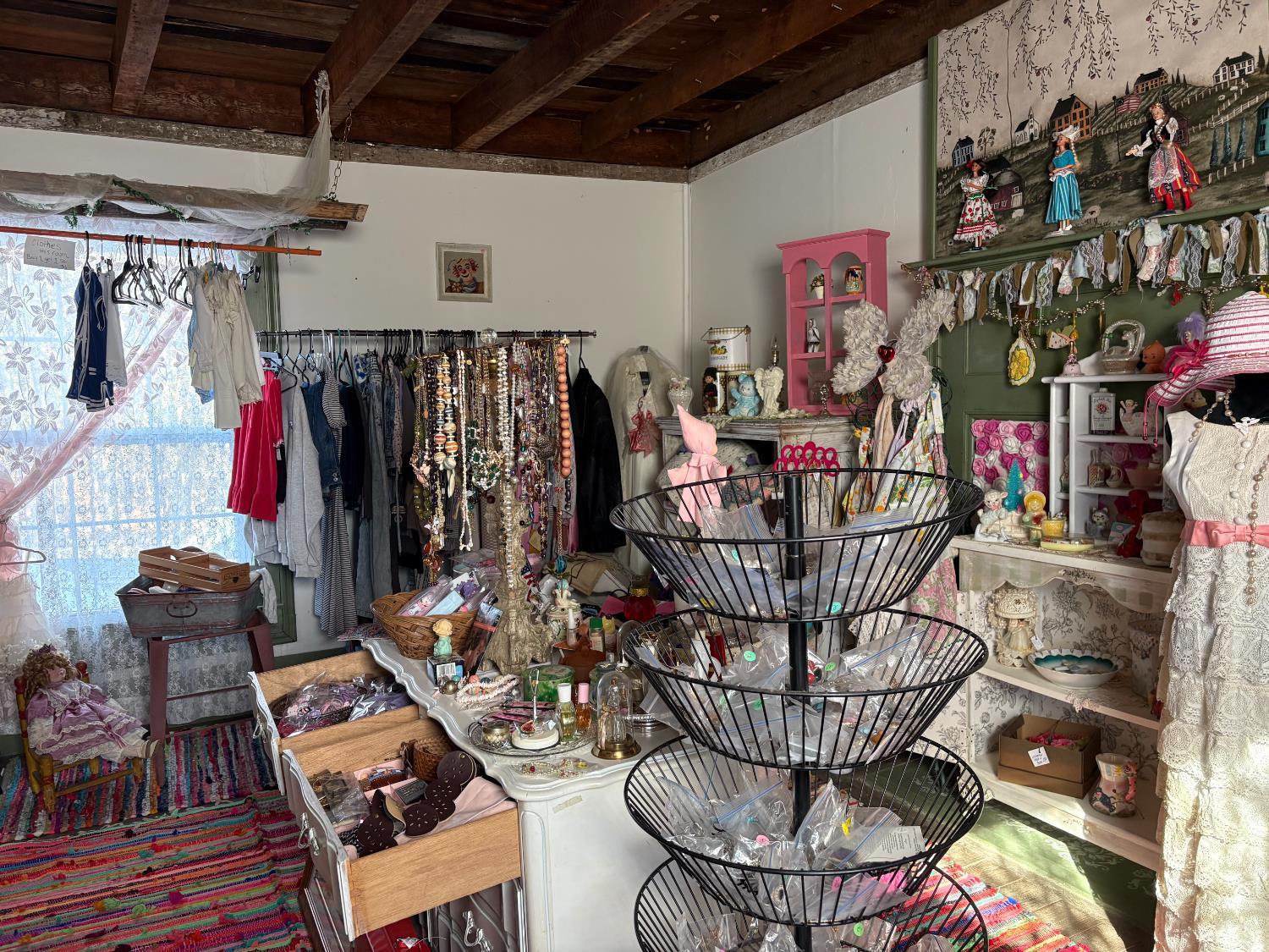 20 Batteau Road Altavista, VA 24517 - Photo 11 of 13 a view of a chairs and tables in patio