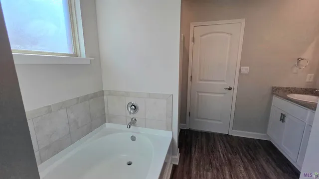 $2,100 | 13606 Willamette Way, Baton Rouge, LA 70817