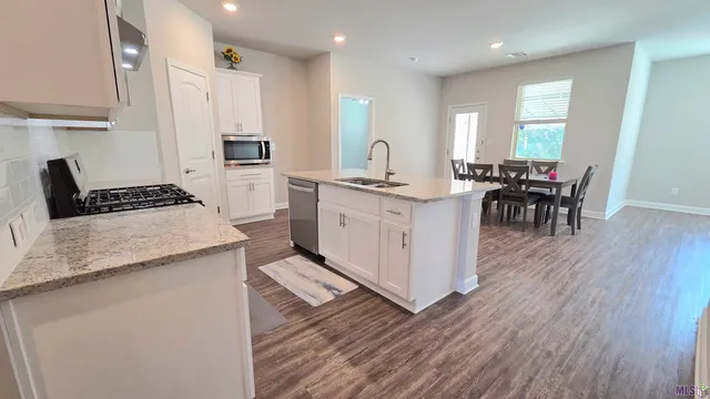 $2,100 | 13606 Willamette Way, Baton Rouge, LA 70817