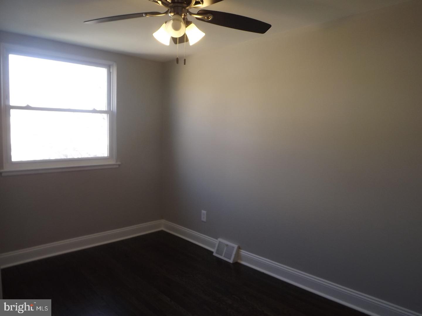 10857 Harrow Road Philadelphia, PA 19154 - Photo 15 of 23 Bedroom 2